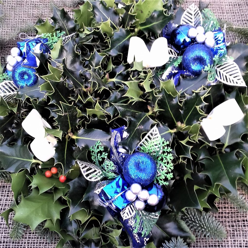 8 Inch Dome Blue Parcel