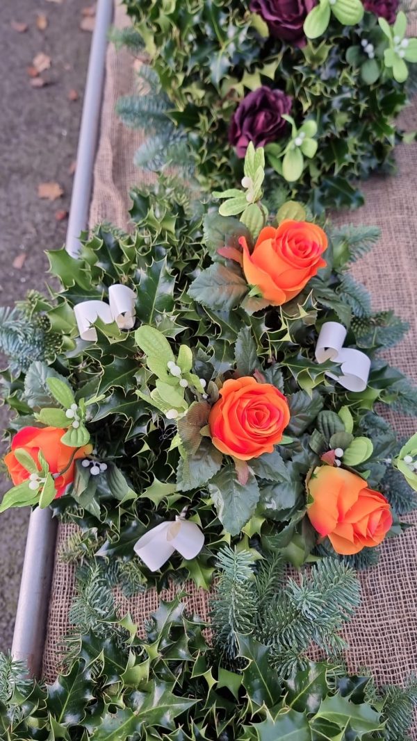 8 Inch Dome - Special Orange Rose & Mistletoe 8 Inch Dome - Special Orange Rose & Mistletoe